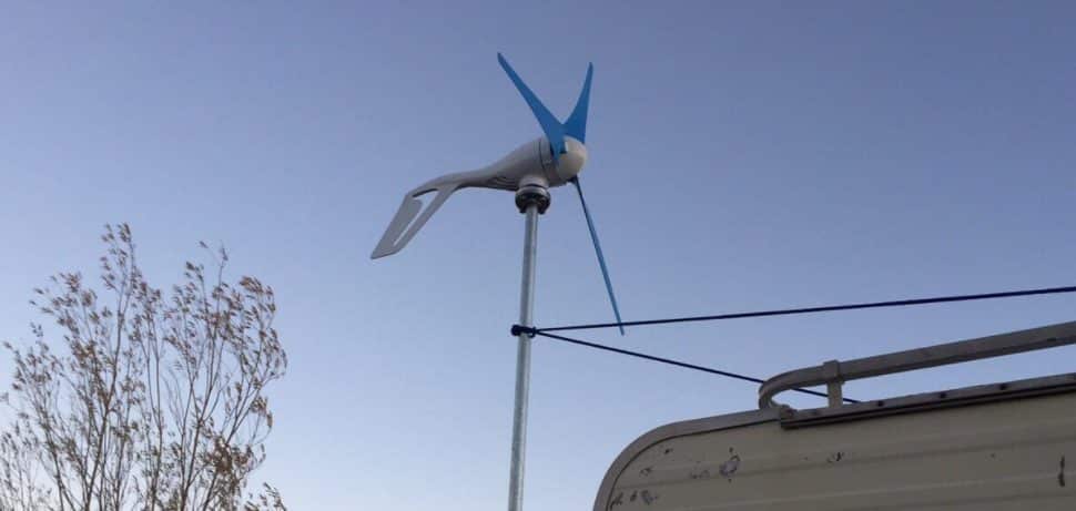 Mini wind turbine on pole