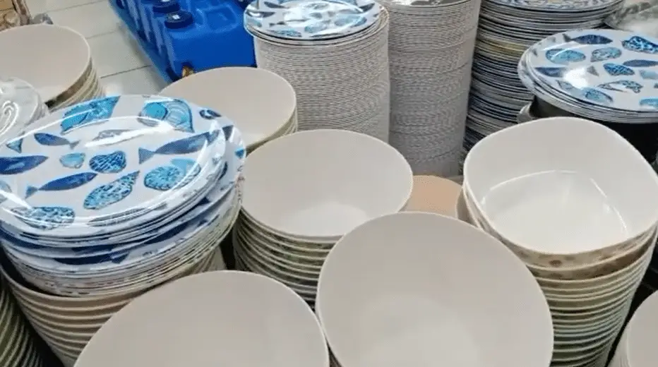 Melamine dishes plates