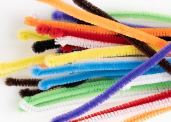 Are Pipe Cleaners Safe? Safety Issues & Tips